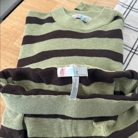 Malibu surf sweater set - Picture 4 of 5